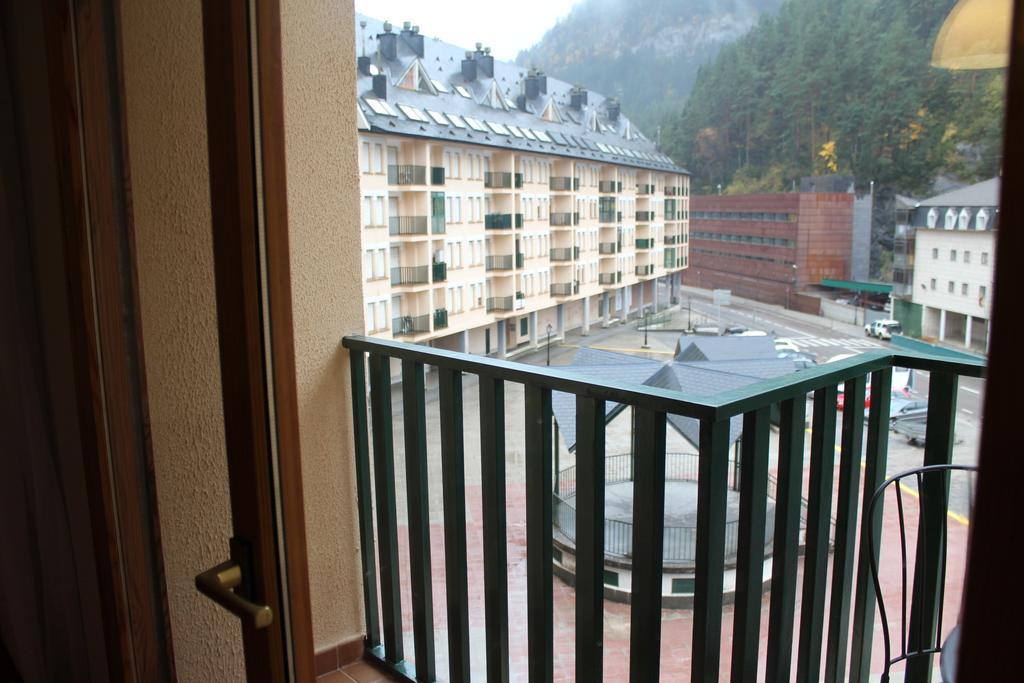 Ferienwohnung Vivienda Turistica Pirineos XXI Canfranc Zimmer foto